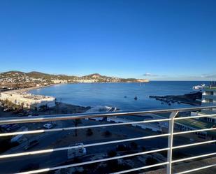 Vista exterior de Àtic en venda en Eivissa amb Aire condicionat, Calefacció i Terrassa