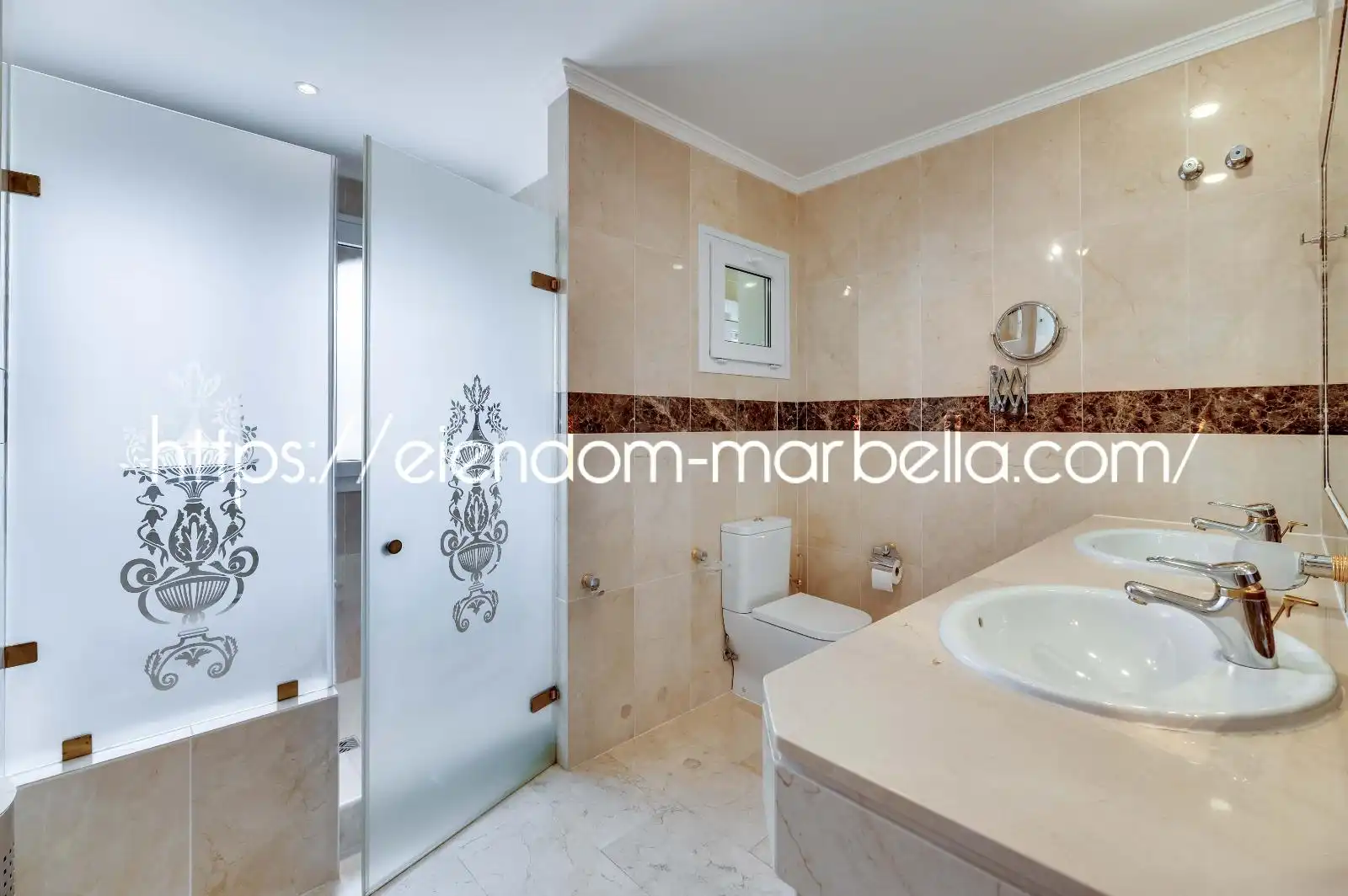 Bany de Dúplex en venda en Marbella amb Aire condicionat, Terrassa i Traster