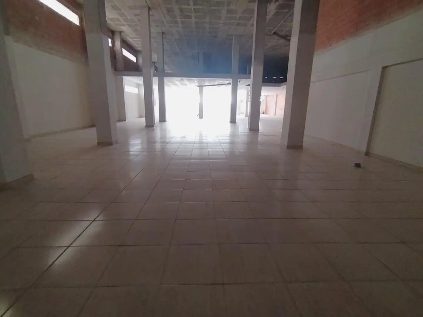 Local comercial de lloguer a Garbinet - Vistahermosa, imagen 3