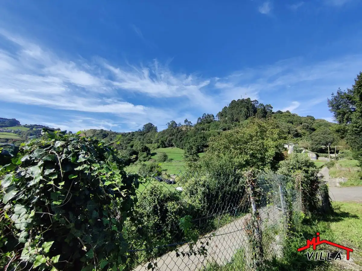Exterior view of Houses for sale in Laredo