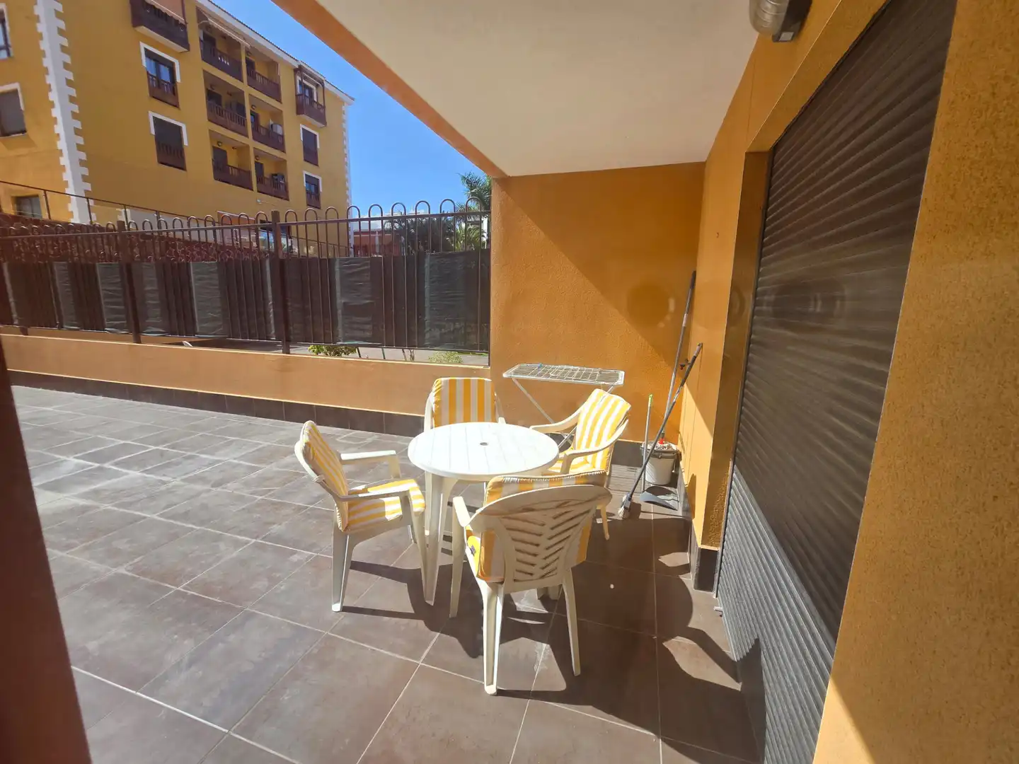 Apartament amb piscina de lloguer a Calle Ruiseñor 5