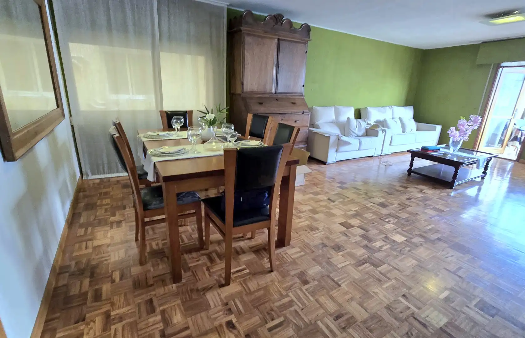 Esszimmer von Wohnung zum Verkauf in Vigo  mit Heizung, Parkett und Abstellraum