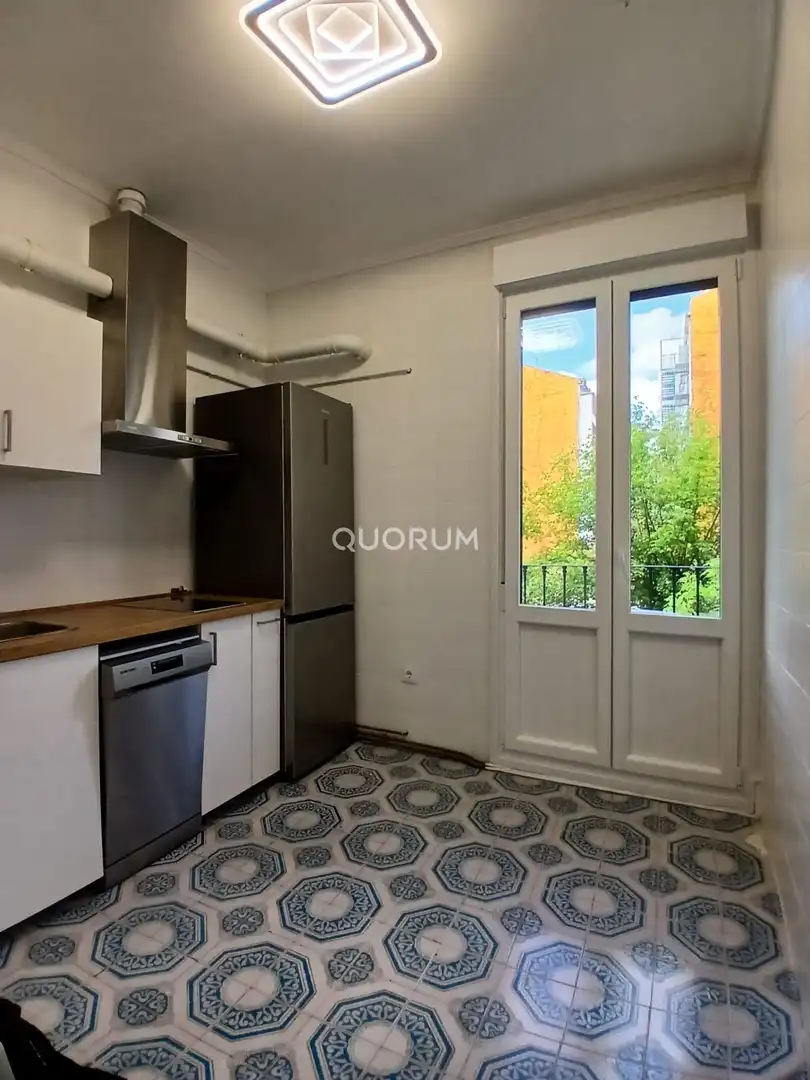 Cocina de Piso en venta en Bilbao  con Calefacción y Balcón