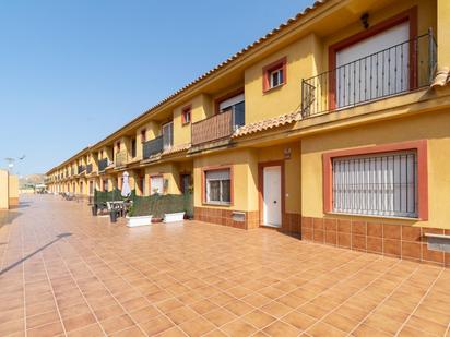 Vista exterior de Casa o xalet en venda en La Unión amb Aire condicionat, Terrassa i Balcó