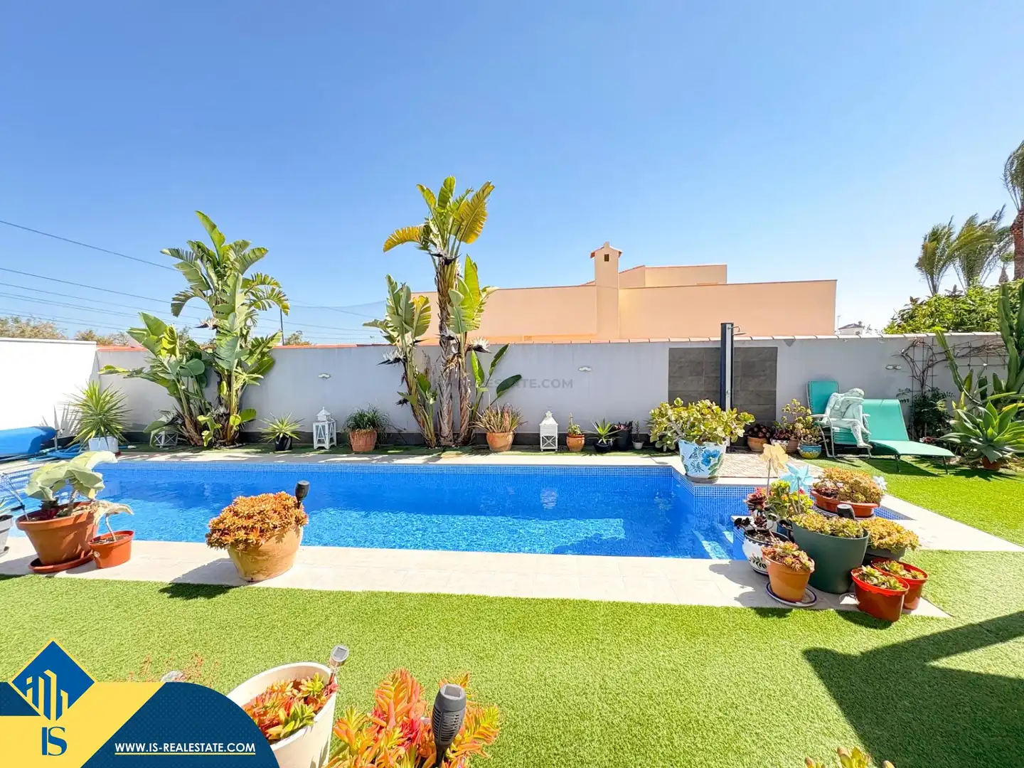 Chalet con jardín en venta en Zona Carrefour - Urbanizaciones, imagen 3