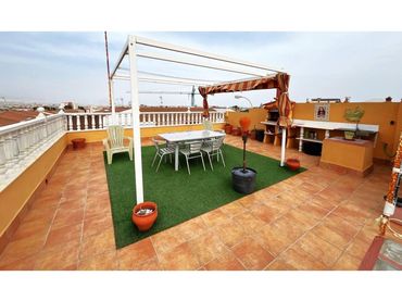 Casa en venda a Calle Abrucena