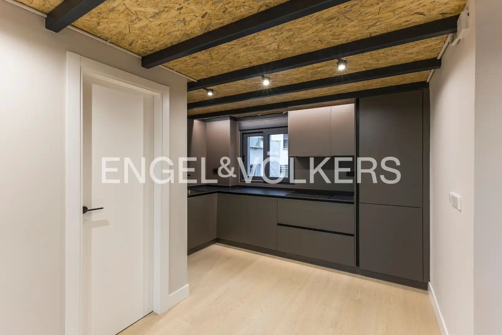 Kitchen of Apartments for rent in Madrid  with Air Conditioner and Heating