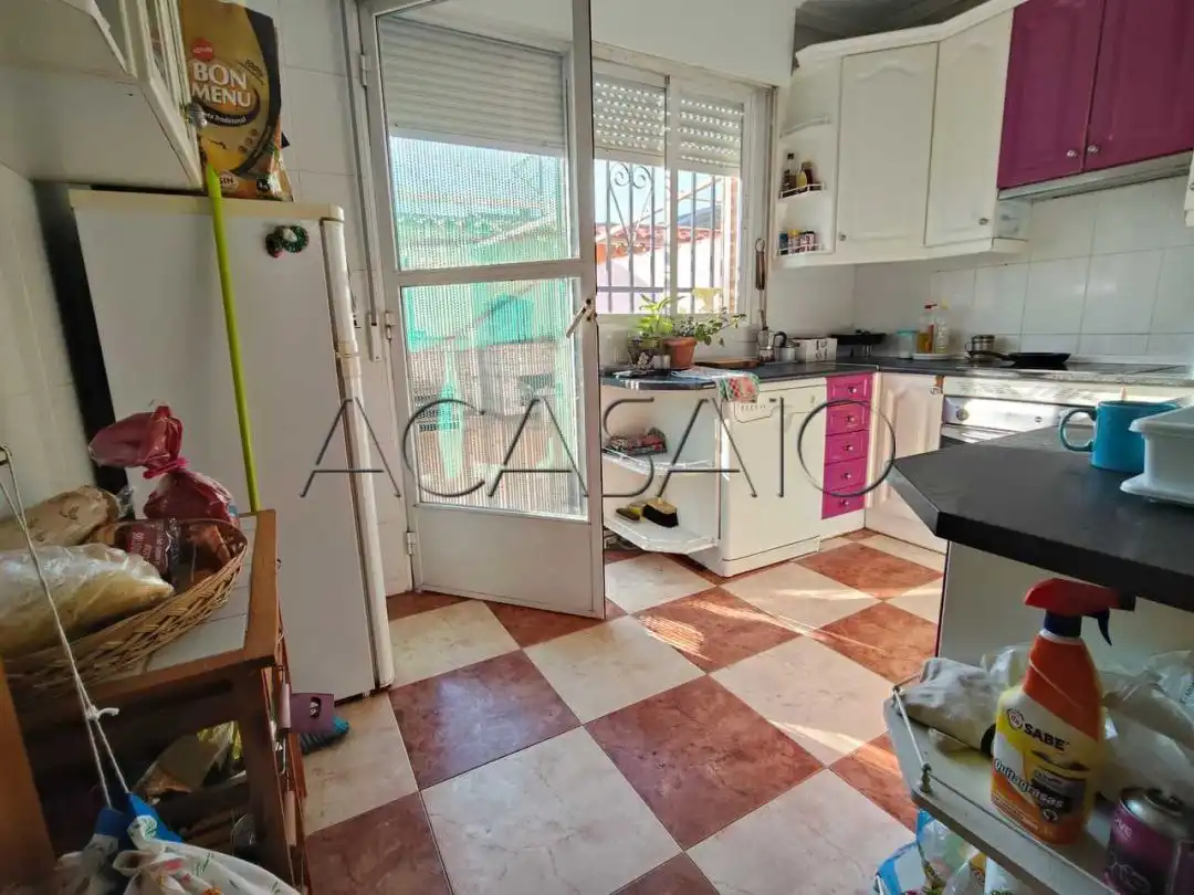 Cocina de Casa adosada en venta en Pantoja con Calefacción