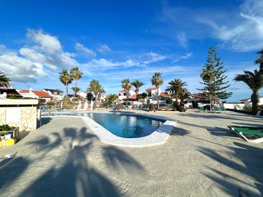 Casa pareada con piscina en venta en Golf del Sur - Amarilla Golf