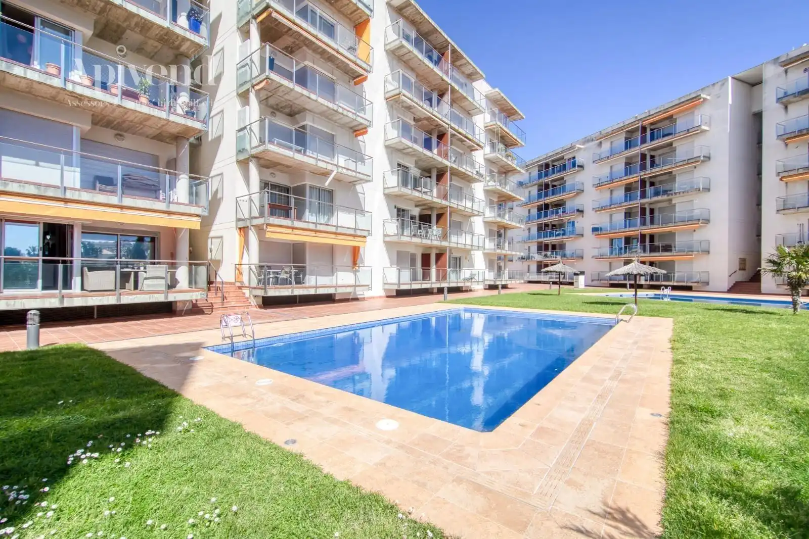 Piscina de Piso en venta en Roses con Aire acondicionado, Calefacción y Terraza