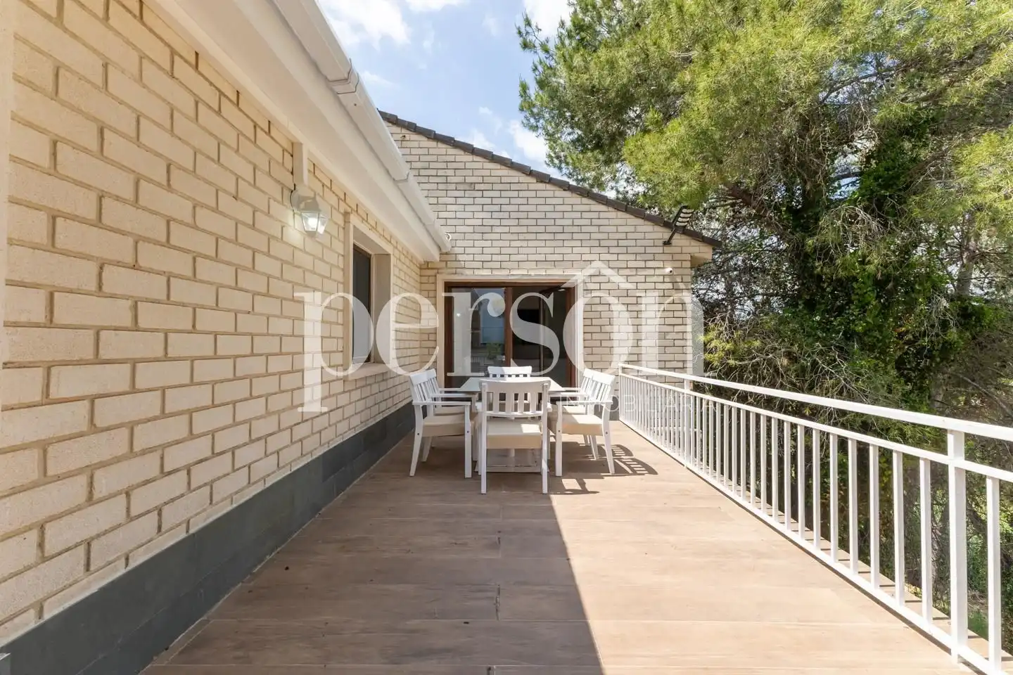 Terrace of Houses for rent in Chiva  with Air Conditioner, Private garden and Terrace