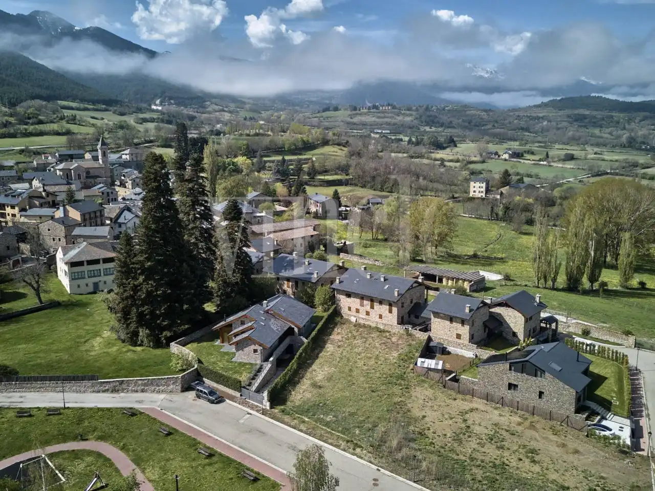 Residential for sale in Das