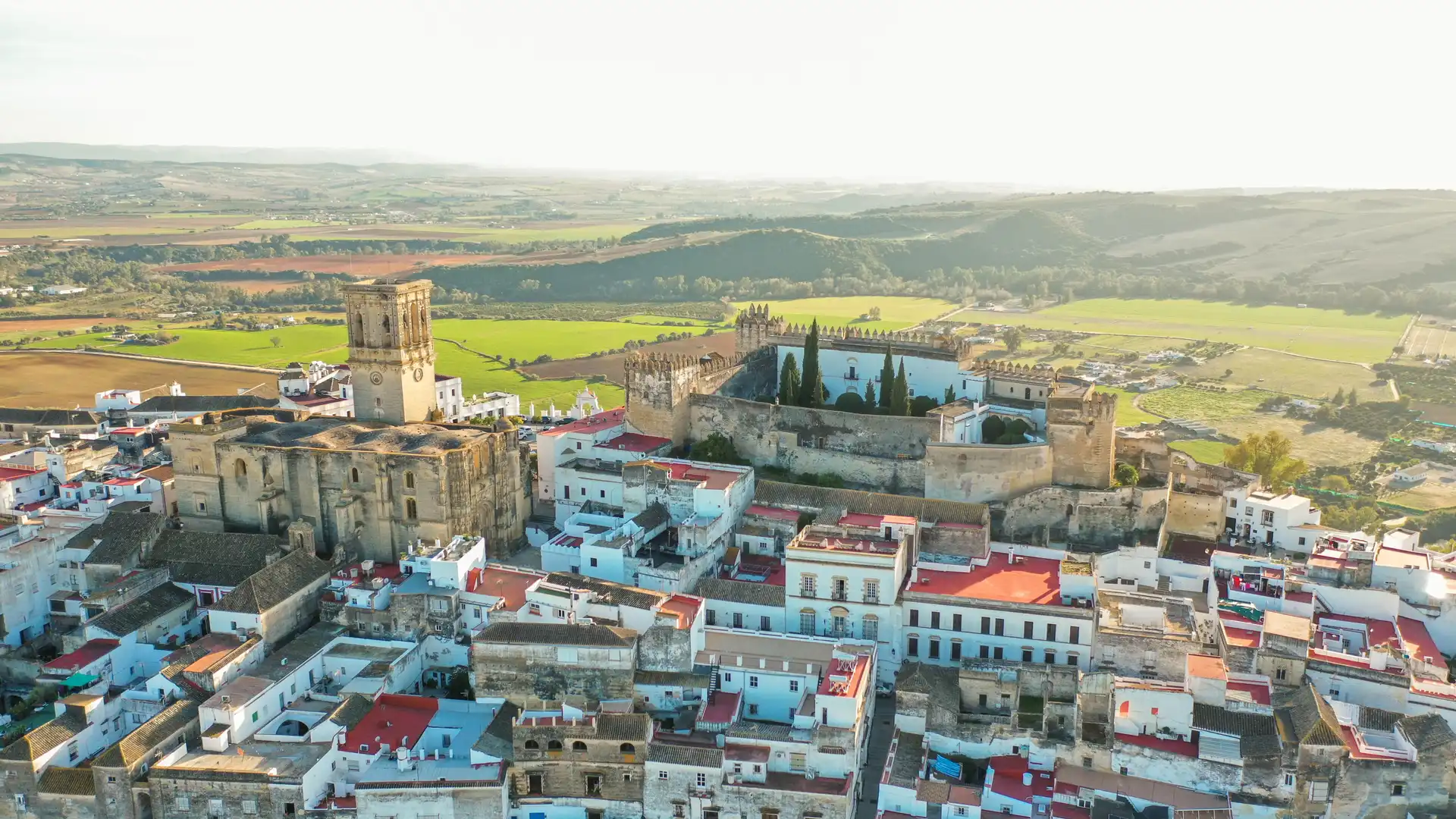 Vista exterior de Casa adosada en venda en Arcos de la Frontera