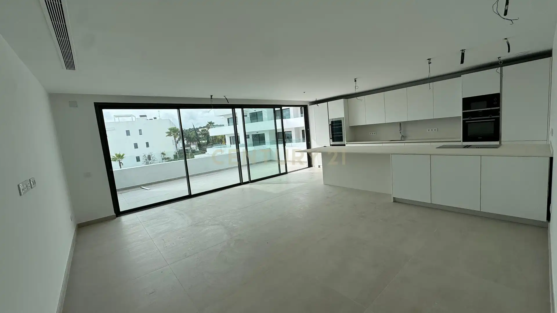 Kitchen of Apartments for sale in Marbella  with Air Conditioner, Private garden and Storage room