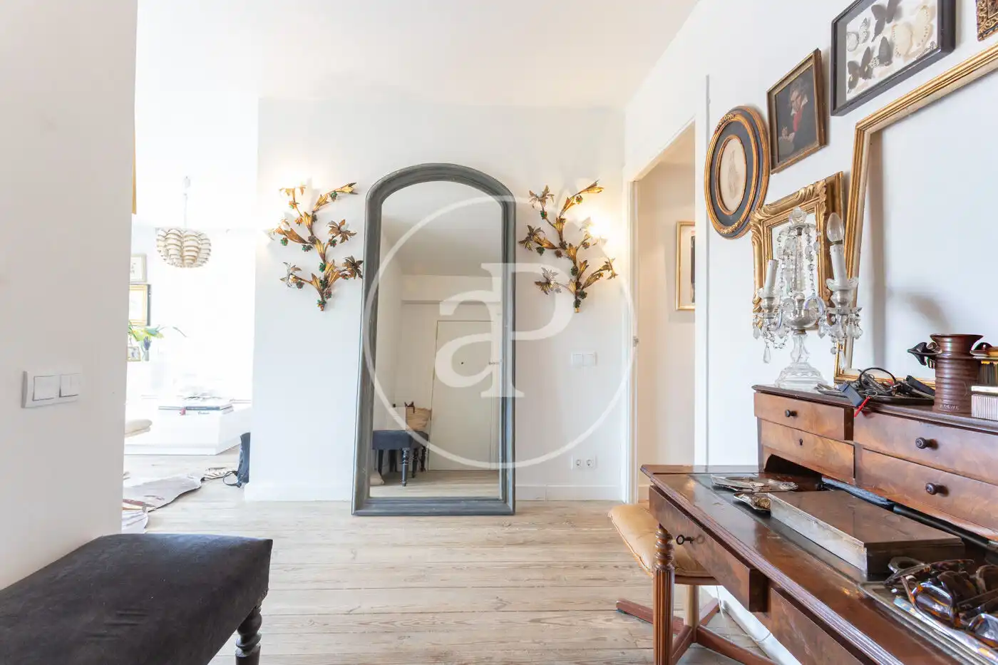 Sala de estar de Piso de alquiler en Barcelona con Aire acondicionado, Calefacción y Jardín privado