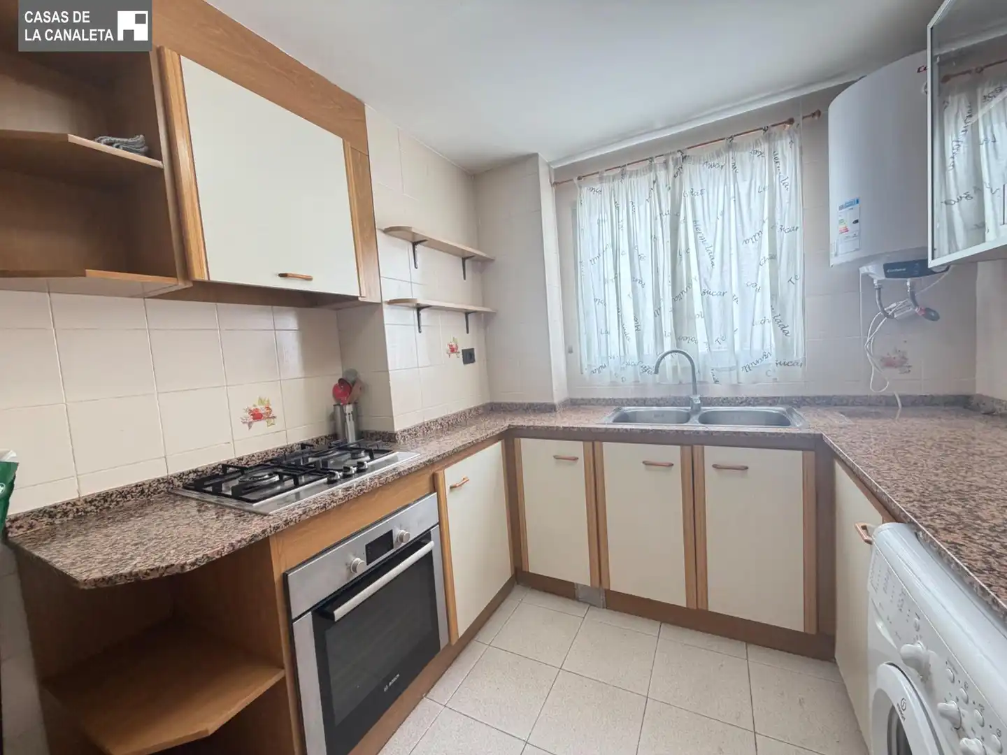 Cocina de Piso en venta en Valencia con Aire acondicionado y Balcón