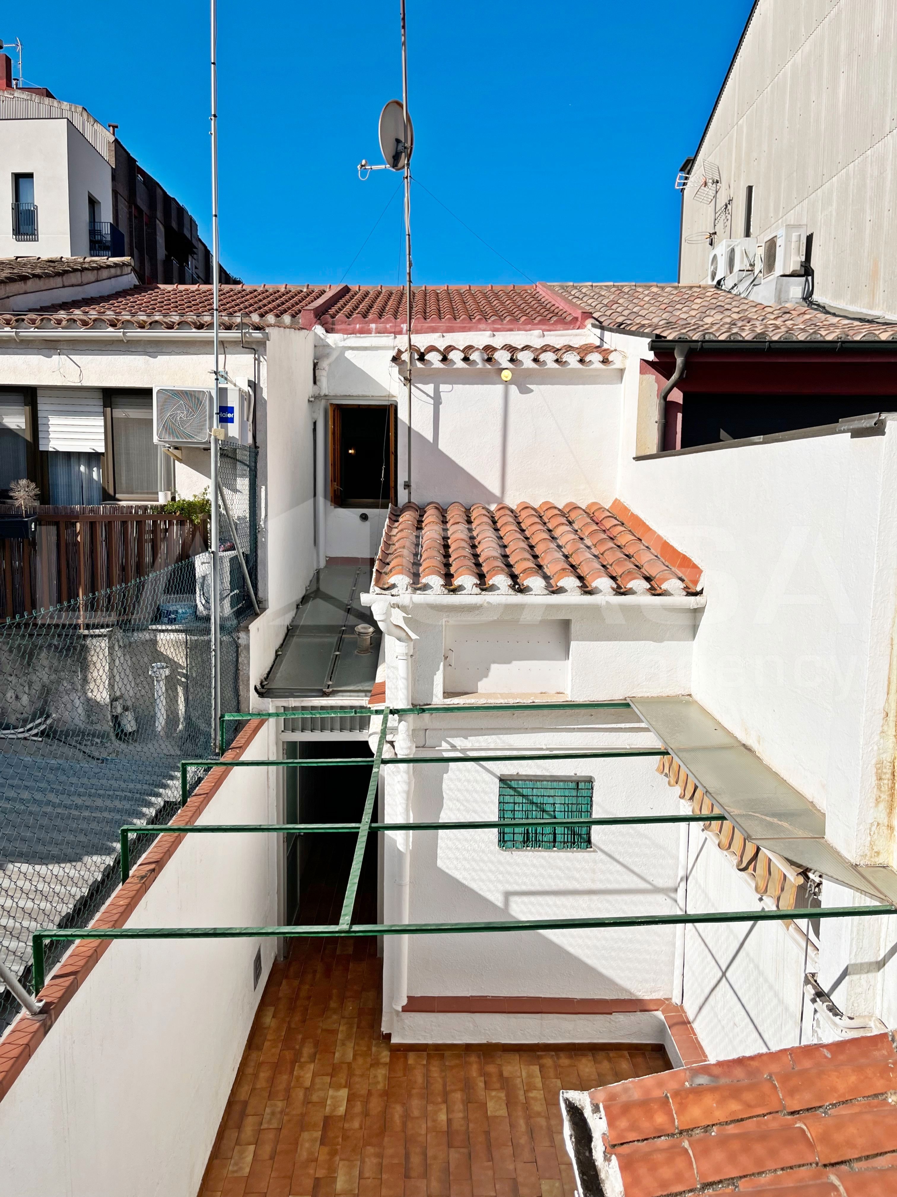 Exterior view of Single-family semi-detached for sale in Granollers  with Heating, Terrace and Storage room