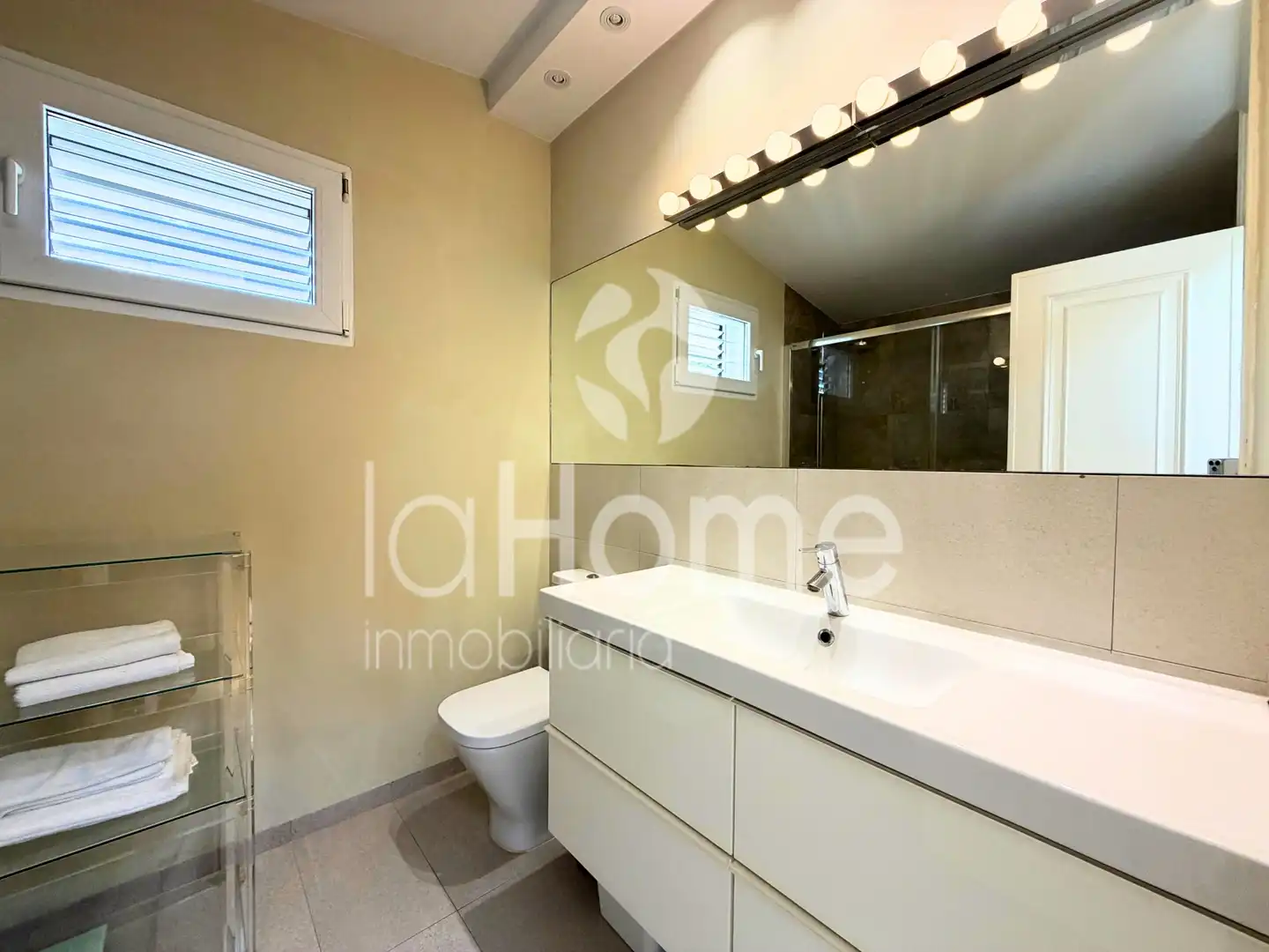 Baño de Casa o chalet en venta en Paterna con Aire acondicionado, Calefacción y Jardín privado
