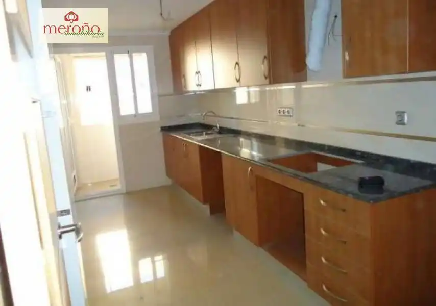 Flat with lift for sale in Elche ciudad, imagen 2