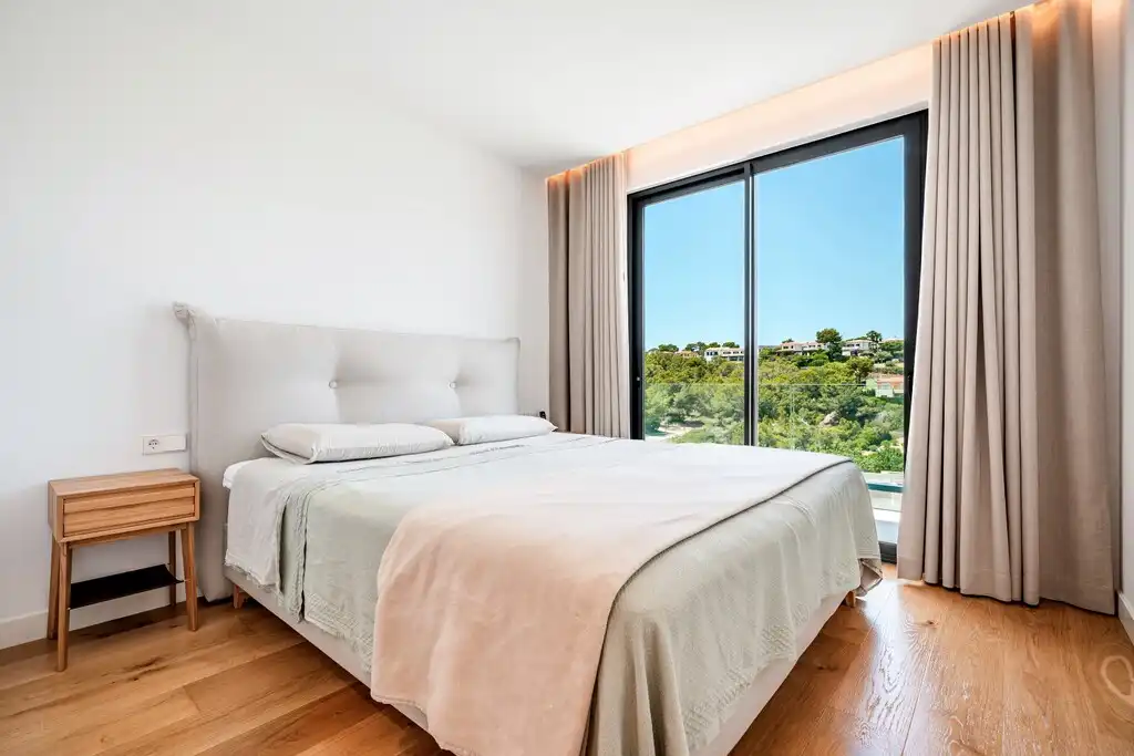 Bedroom of Detached homes for sale in Calvià  with Air Conditioner, Private garden and Terrace