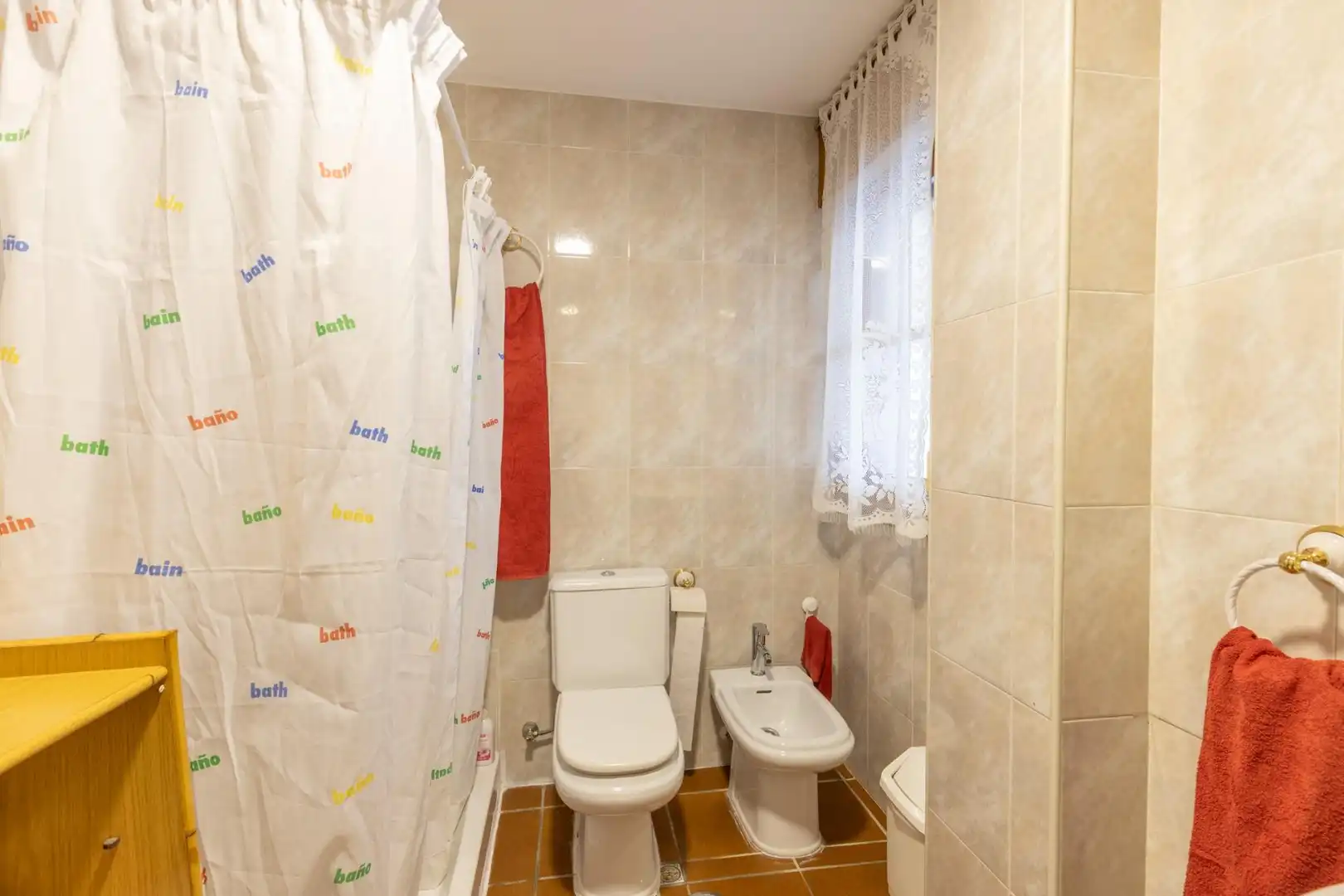 Bathroom of Houses for sale in Láchar, Granada