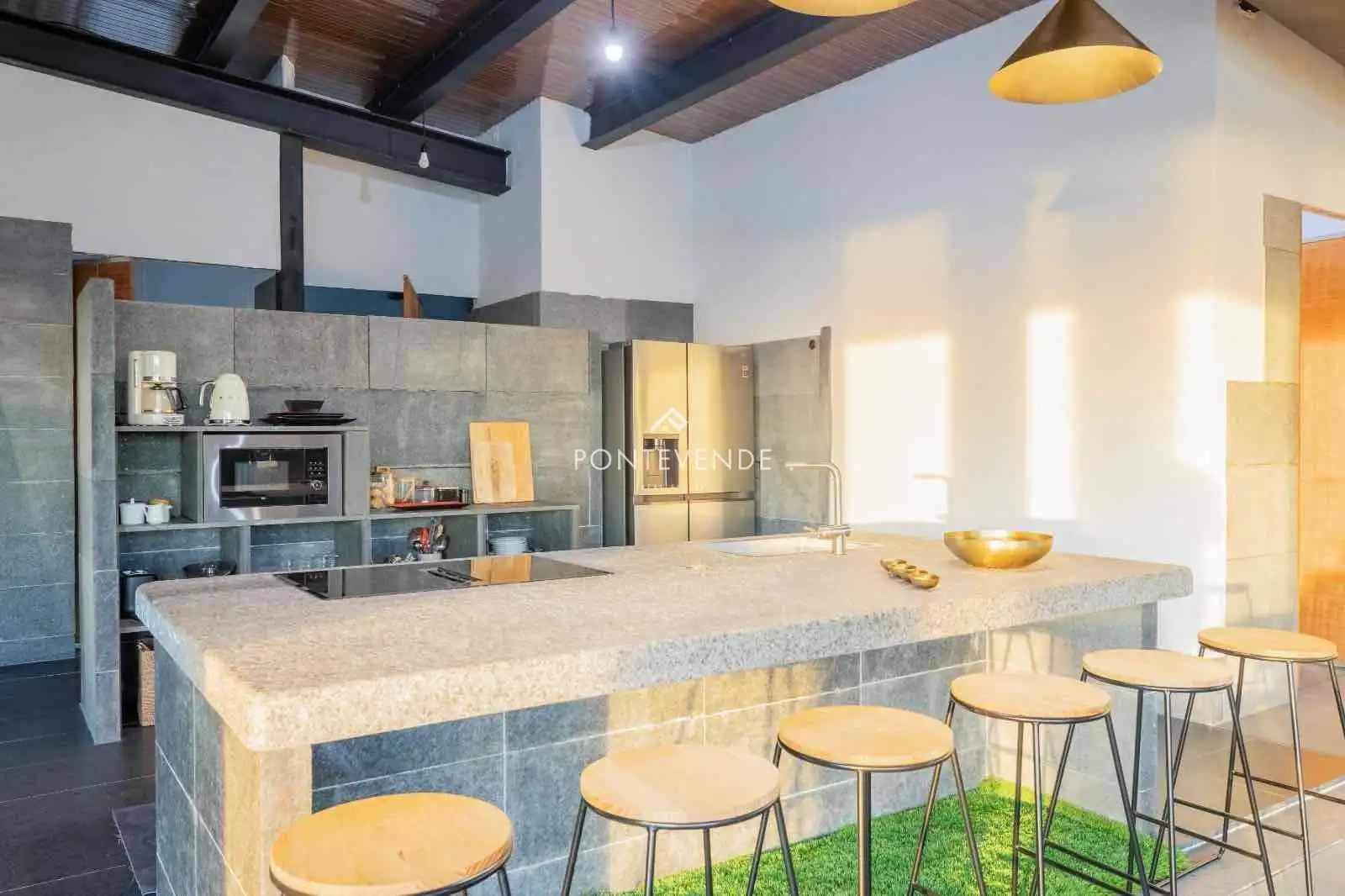 Cocina de Casa o chalet en venta en Marín con Aire acondicionado, Calefacción y Jardín privado