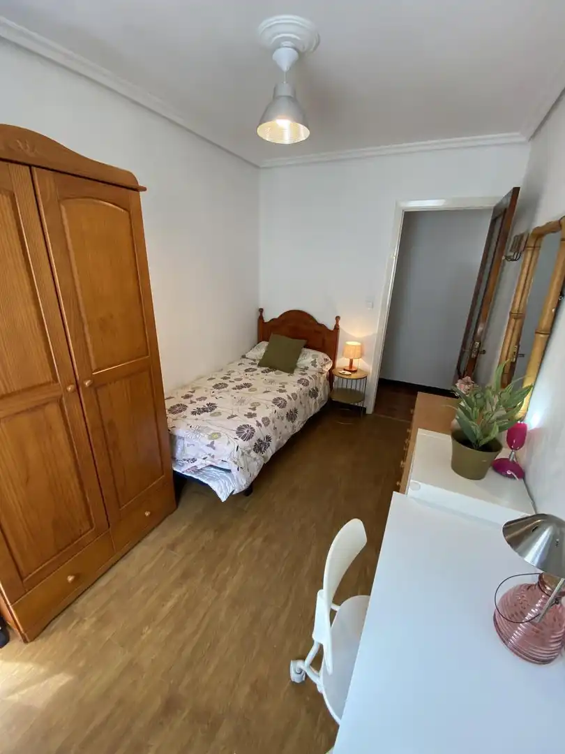 Flat for rent in Rúa Manuel Deschamps, Agra del Orzán - Ventorrillo