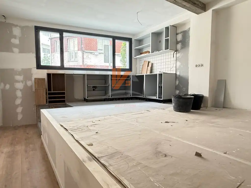 Küche von Wohnungen zum Verkauf in Santiago de Compostela  mit Balkon