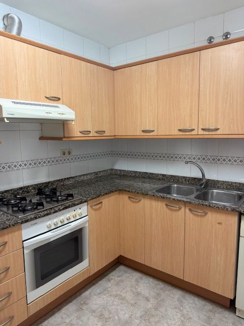 Kitchen of Flat for sale in  Tarragona Capital  with Heating and Balcony