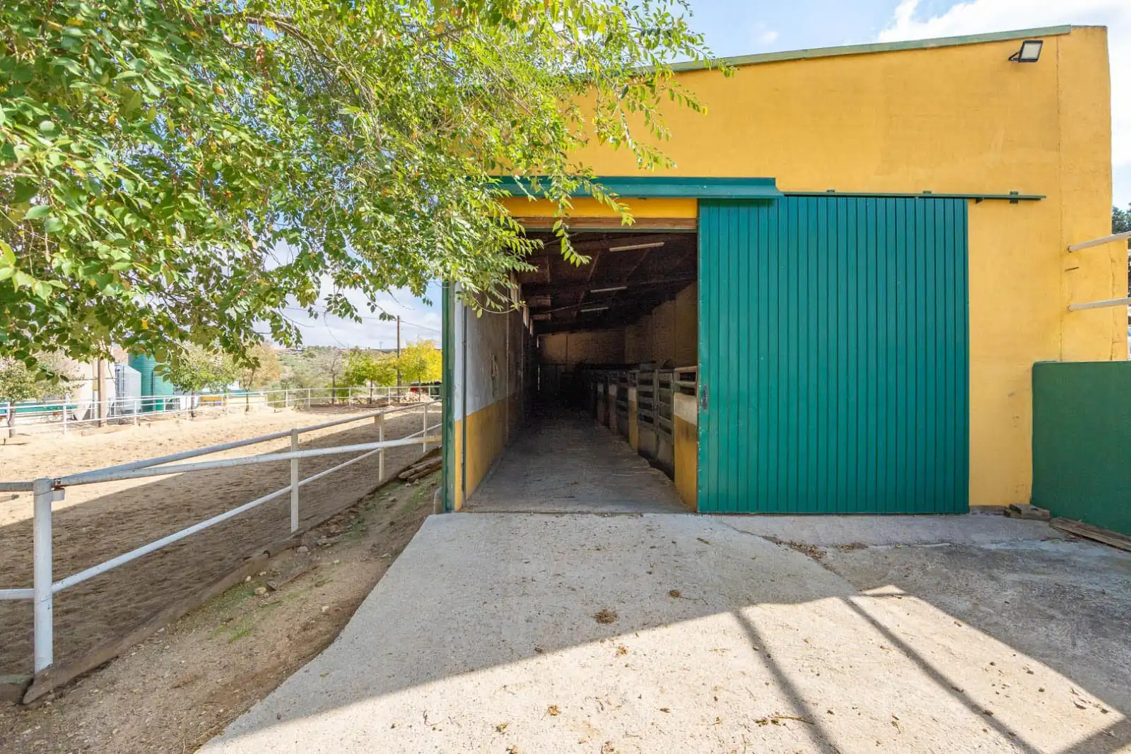 Grundstücke zum Verkauf in Olivares, Batres