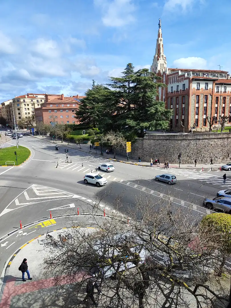 Exterior view of Flat for sale in  Pamplona / Iruña  with Heating, Furnished and Oven