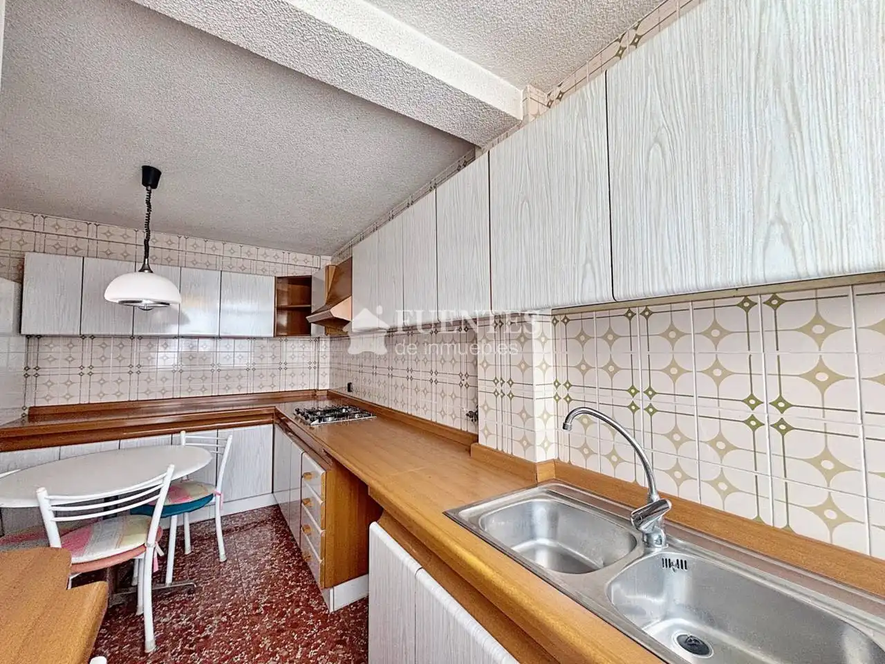Cocina de Piso en venta en Alicante / Alacant con Terraza y Amueblado