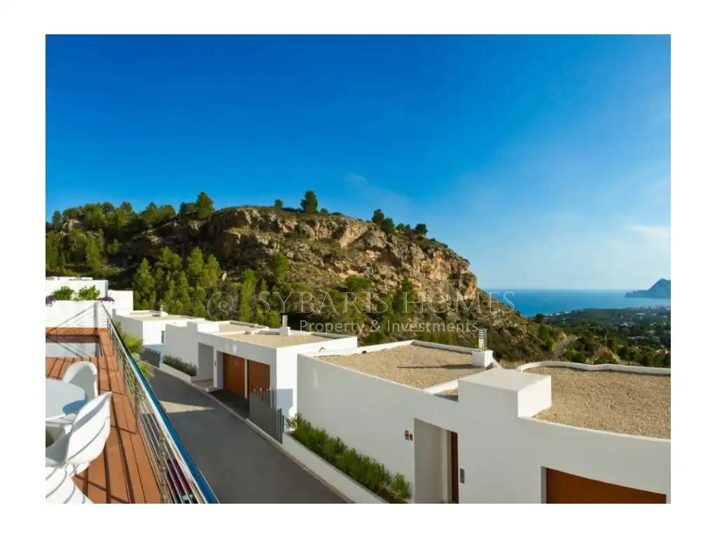 Vista exterior de Casa o chalet en venta en Altea con Piscina y Amueblado