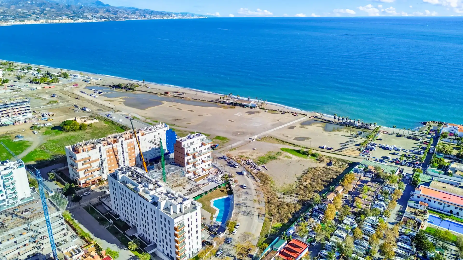 Außenansicht von Dachboden zum Verkauf in Vélez-Málaga mit Klimaanlage, Terrasse und Möbliert