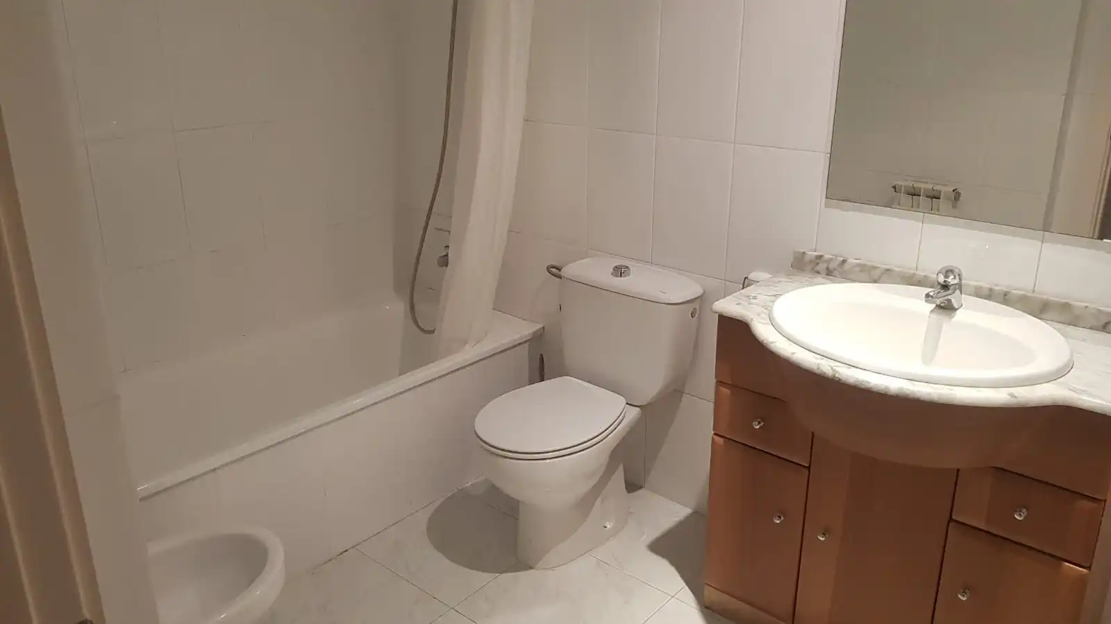 Piso de alquiler en Carrer Jaume Marquès i Casanovas, Eixample Sud – Migdia