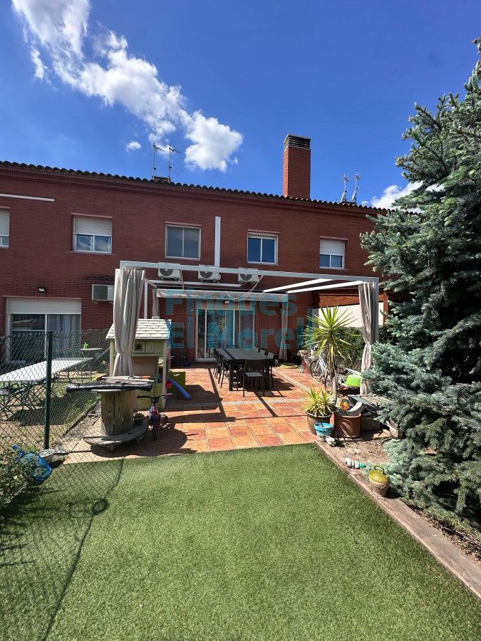 Terrassa de Casa o xalet en venda en Vilallonga del Camp amb Aire condicionat, Calefacció i Terrassa