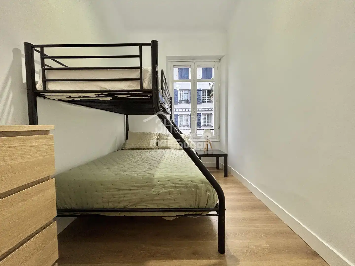 Bedroom of Flat for sale in Hendaye  with Storage room