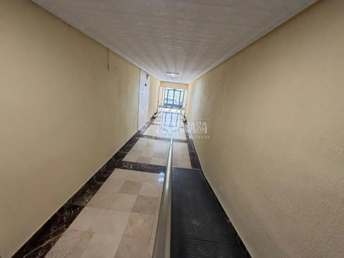 Piso en venta en Jaén con Balcón