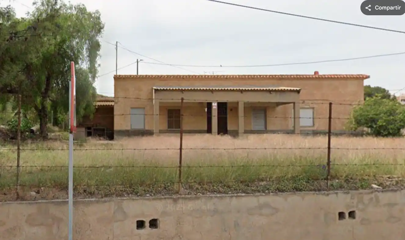 Vista exterior de Casa o xalet en venda en Monóvar  / Monòver amb Jardí privat i Moblat