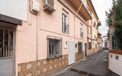 Exterior view of Single-family semi-detached for sale in Cájar  with Air Conditioner, Heating and Terrace