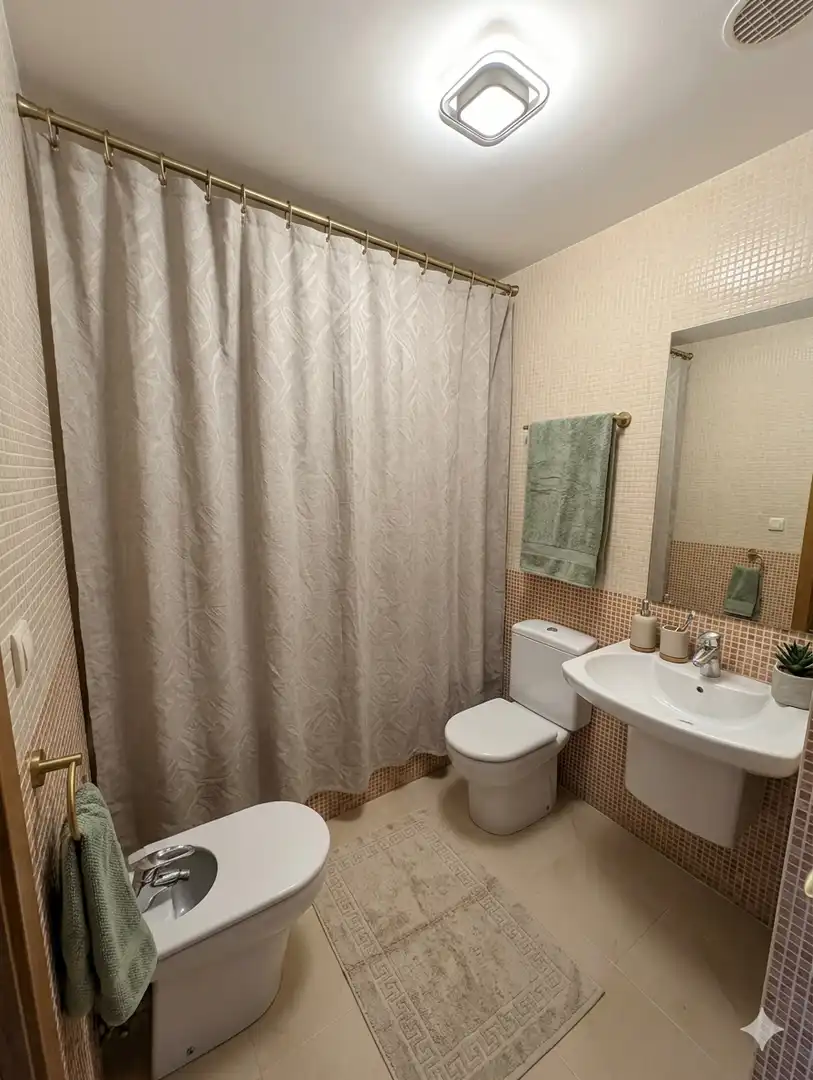 Baño de Piso en venta en Usurbil con Calefacción, Terraza y Trastero