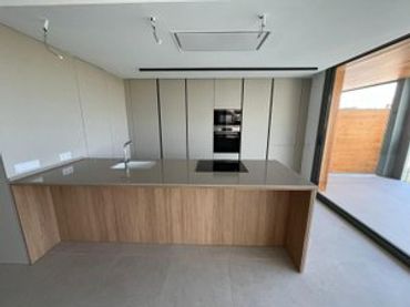 Appartamento con ascensore in affitto a Carrer de Jacint Verdaguer