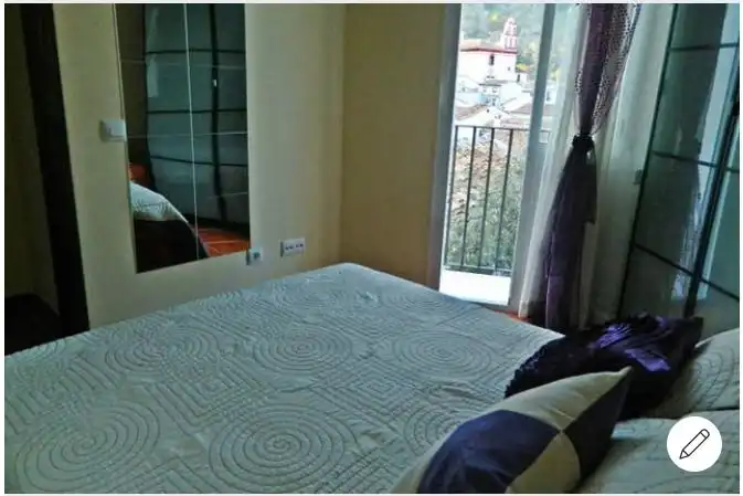 Habitación de Casa o chalet en venta en Grazalema con Amueblado y Balcón