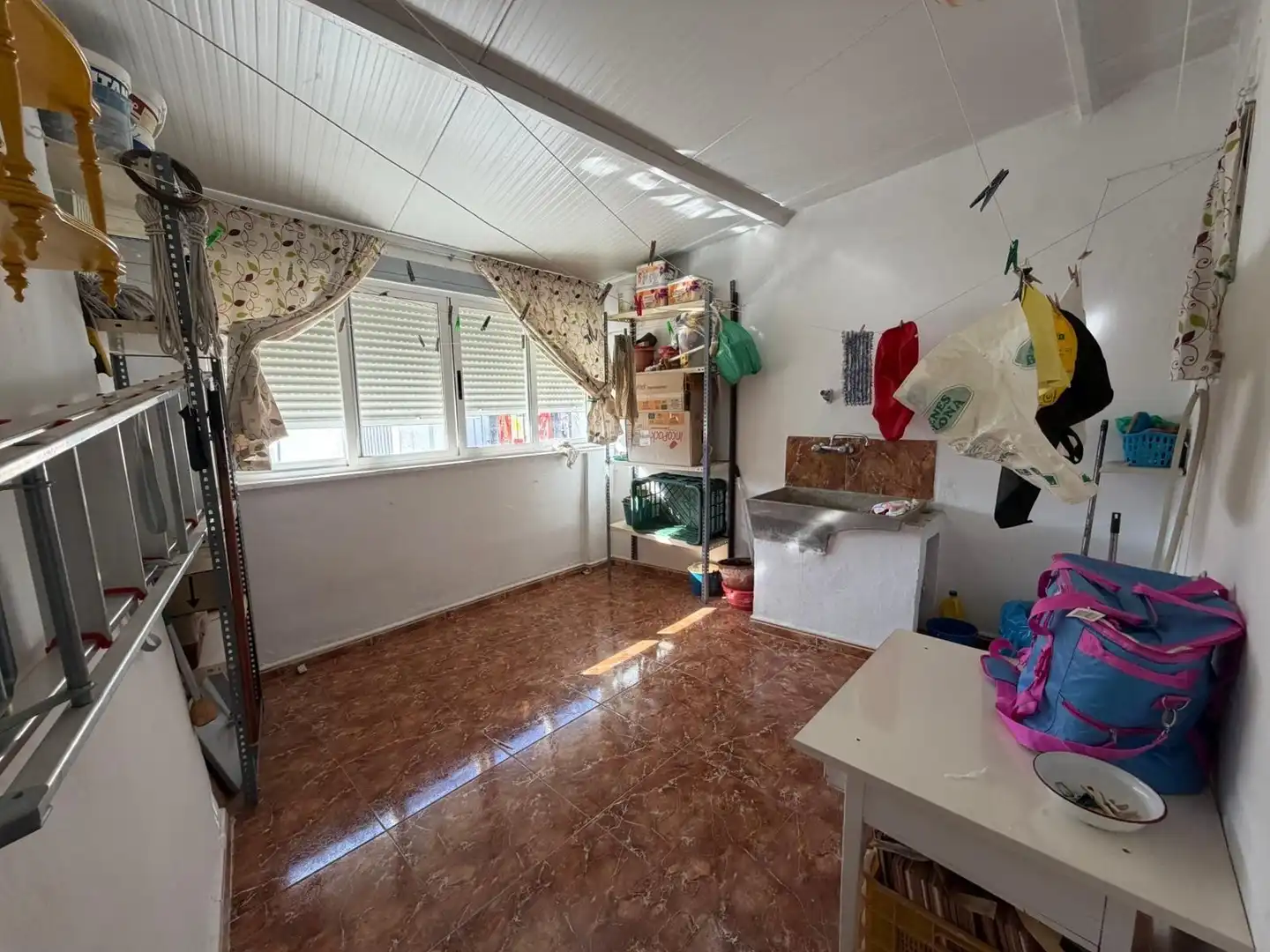 Cuina de Casa o xalet en venda en Alcuéscar amb Terrassa, Moblat i Balcó