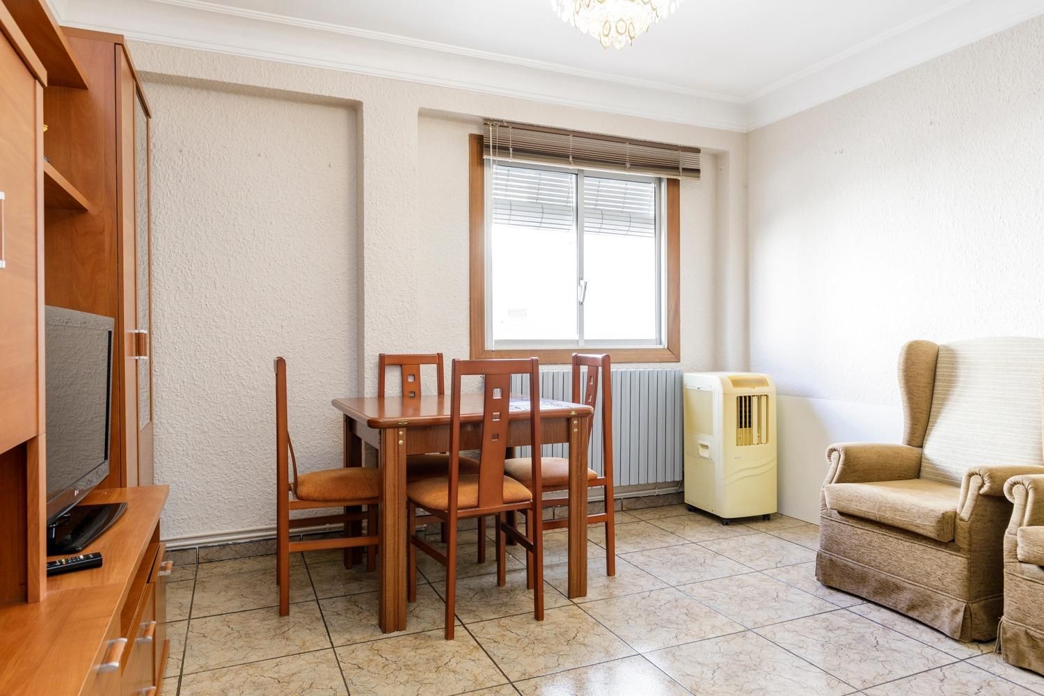 Flat for sale in Calle de Nuestra Señora de Covadonga, 18, La Bozada – Parque Delicias, Delicias