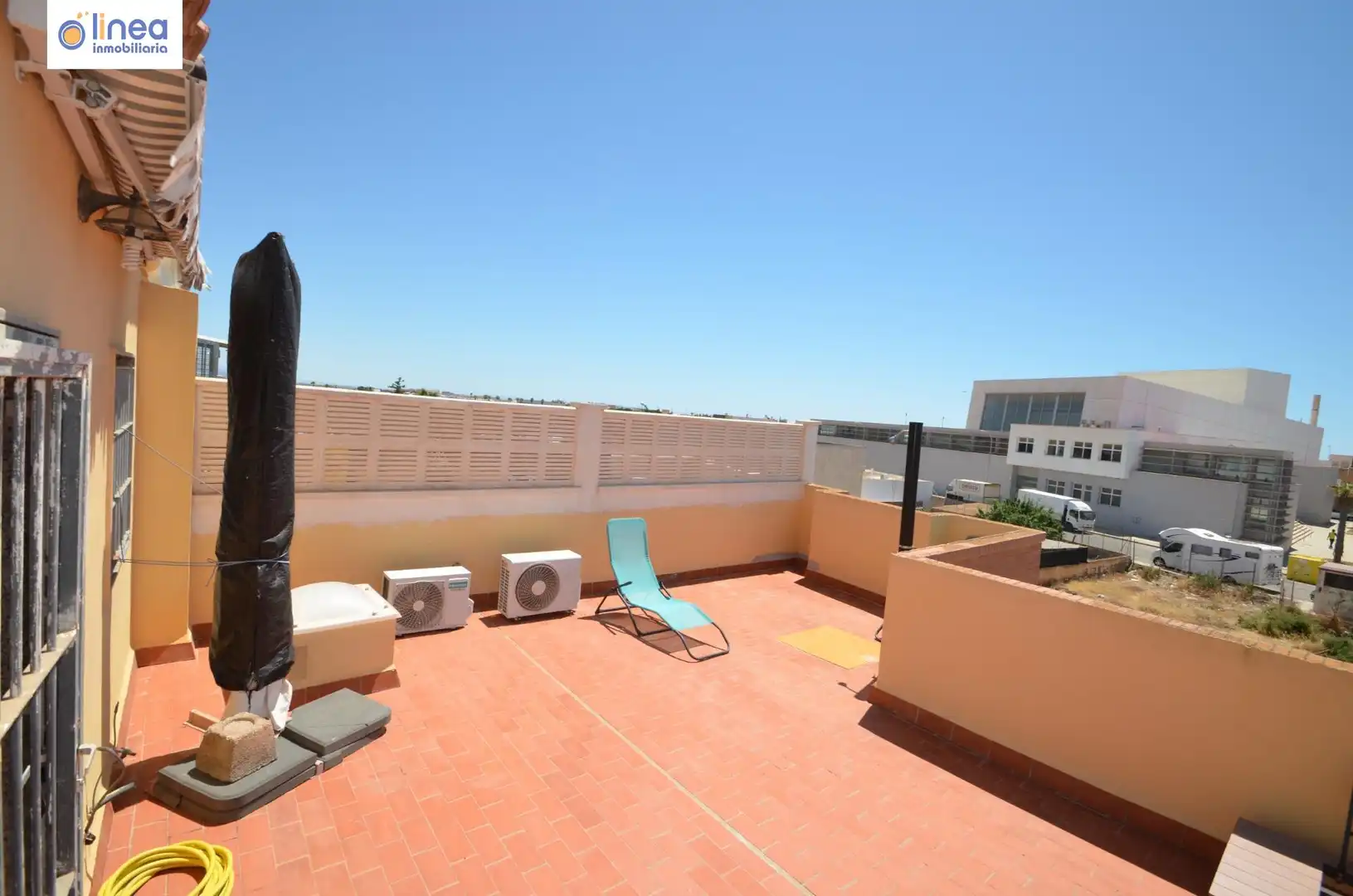 Casa adosada en venta en Calle ANGEL CARA, La Mojonera