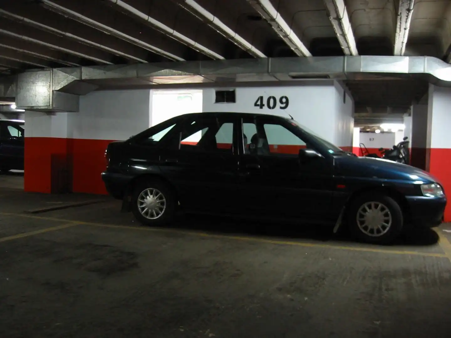 Parkplatz von Garage zur Miete in Ensanche