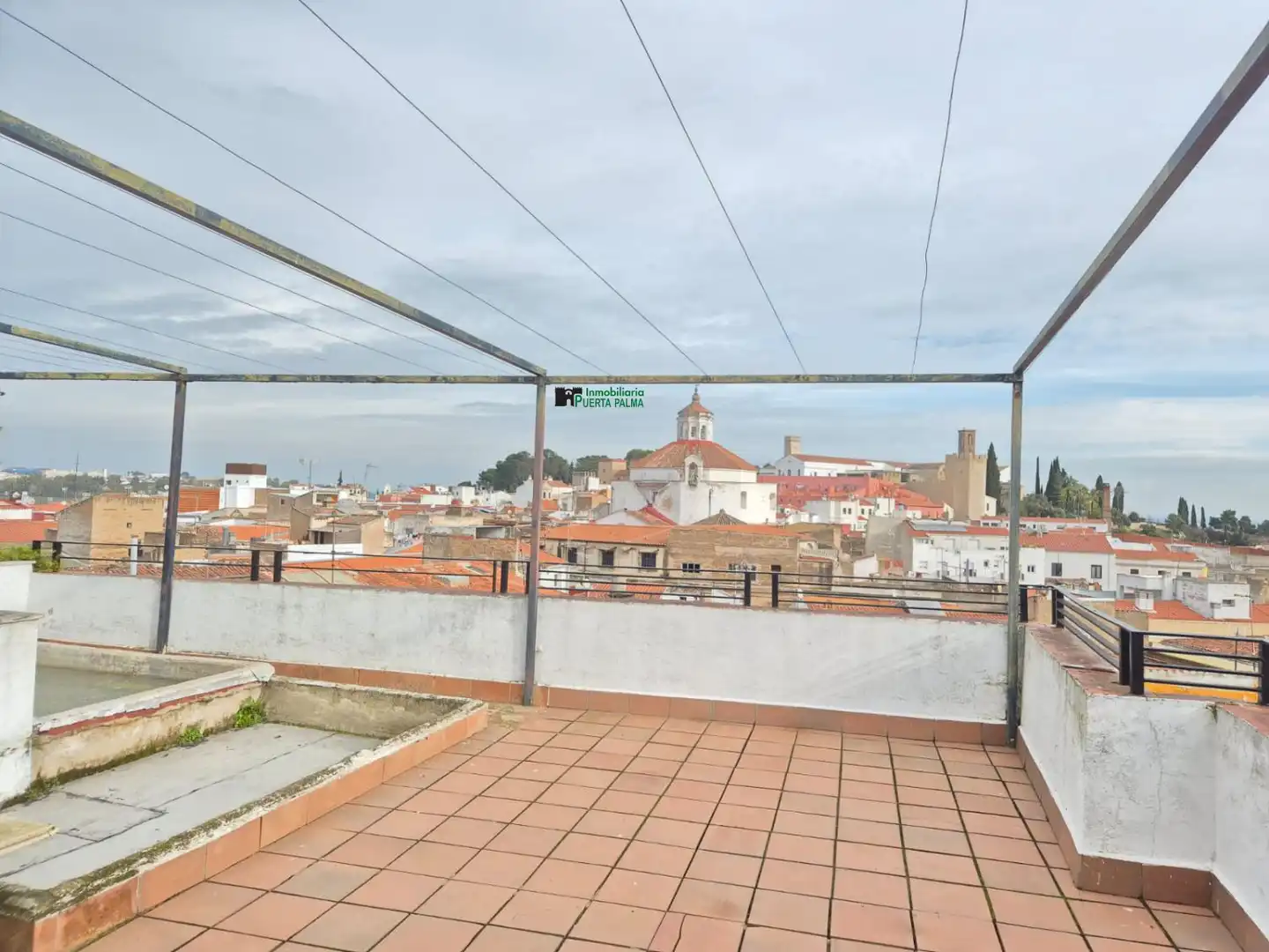 Oficina amb ascensor en venda a Casco Antiguo