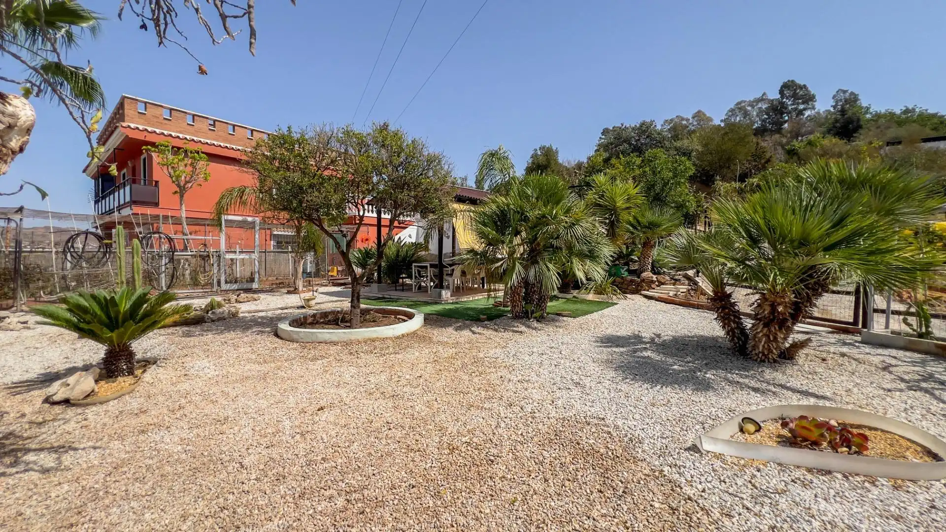 Houses for sale in Campanillas