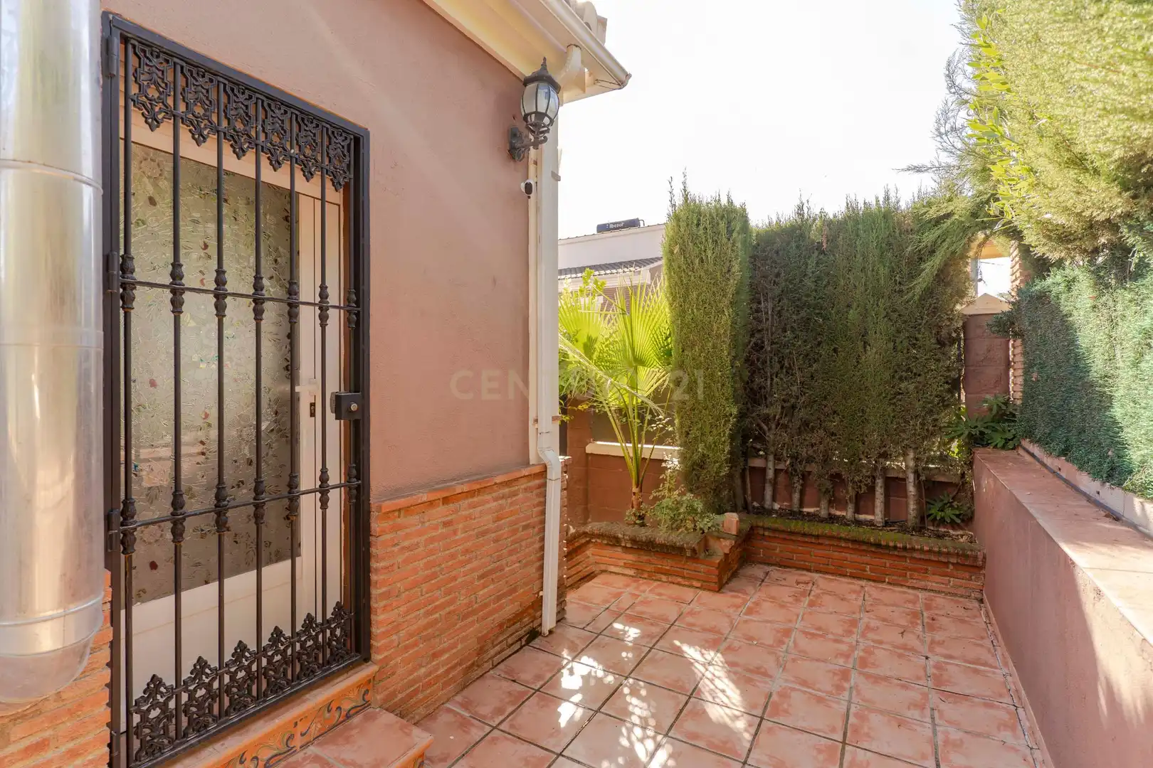 Terrassa de Casa o xalet en venda en Albolote amb Aire condicionat, Traster i Piscina